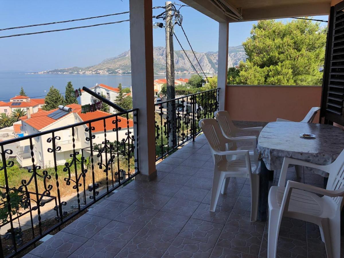 Morska Vila Apartma Omis